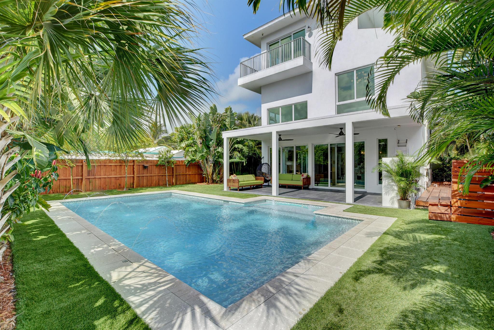 227 NW 1st Avenue