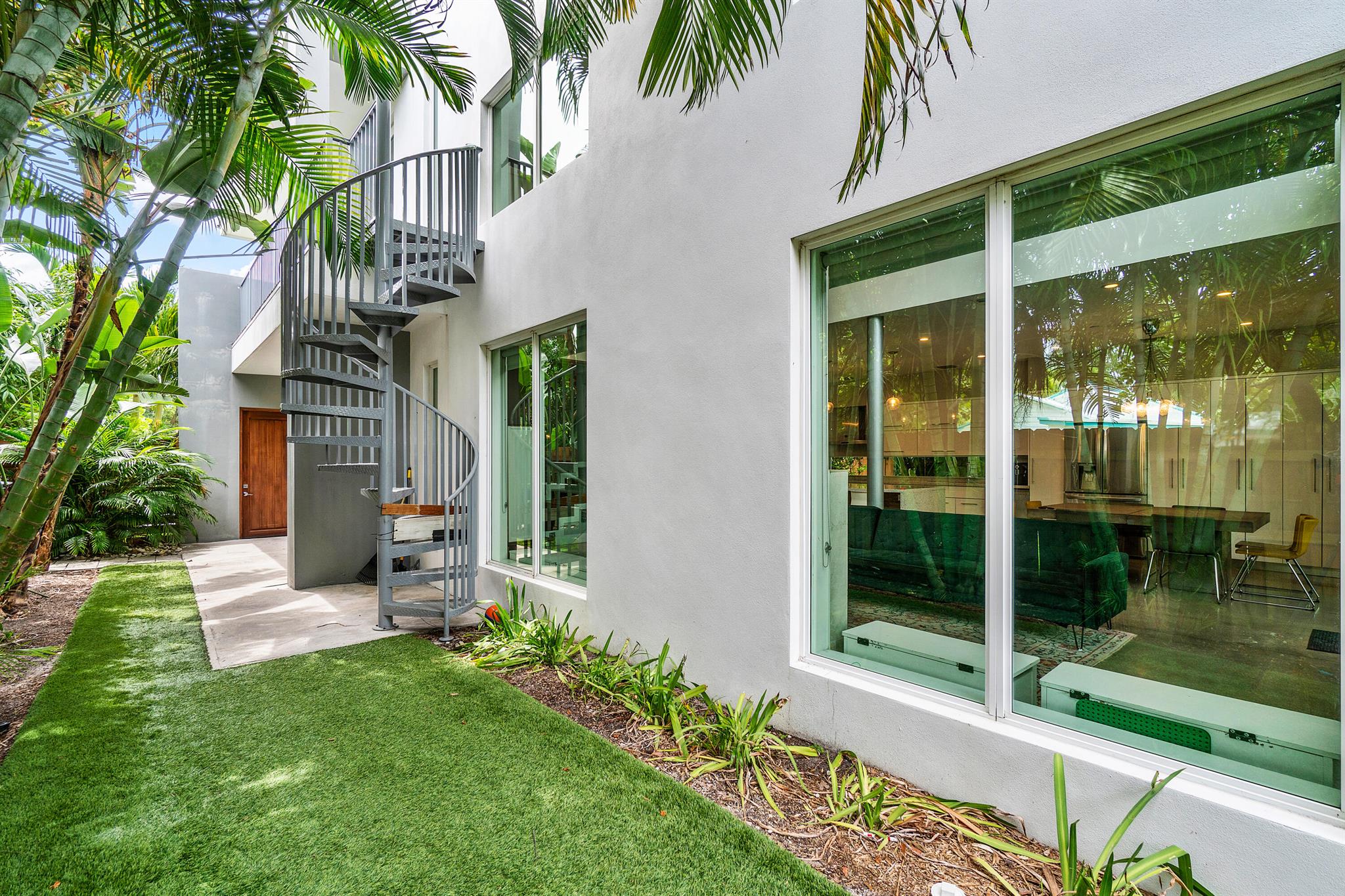 227 NW 1st Avenue