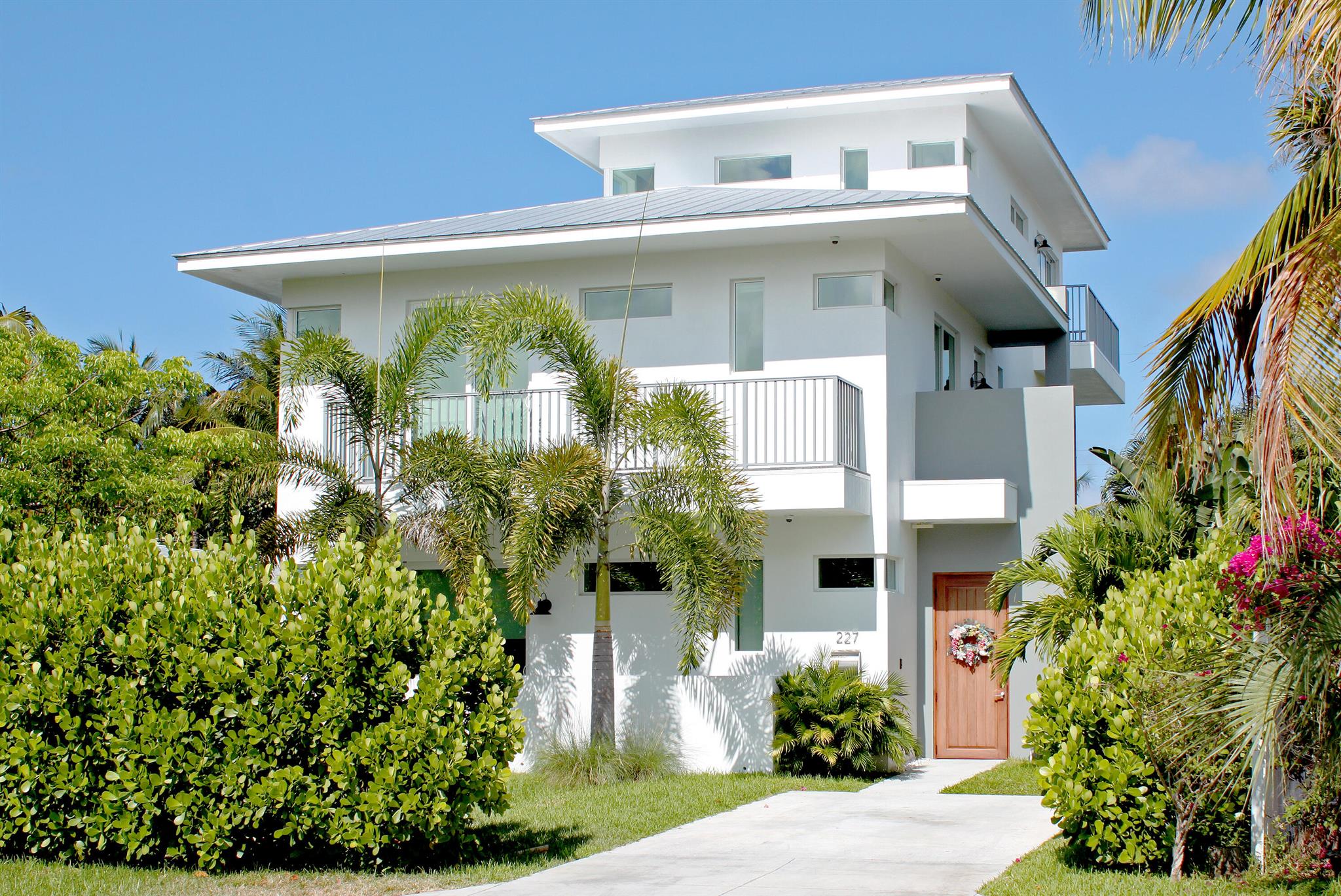 227 NW 1st Avenue