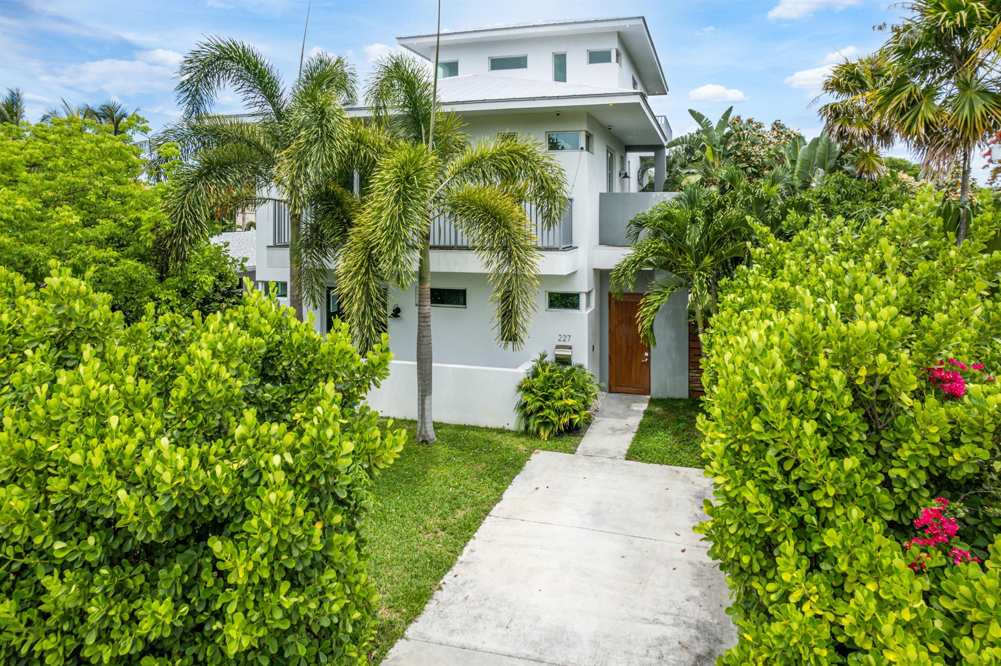 227 NW 1st Avenue