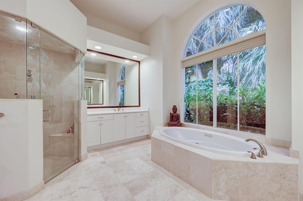 2421 NW 49th Lane