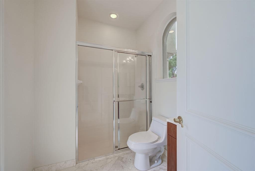 2421 NW 49th Lane