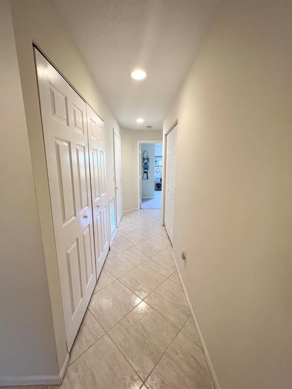 12859 Hampton Lakes Circle
