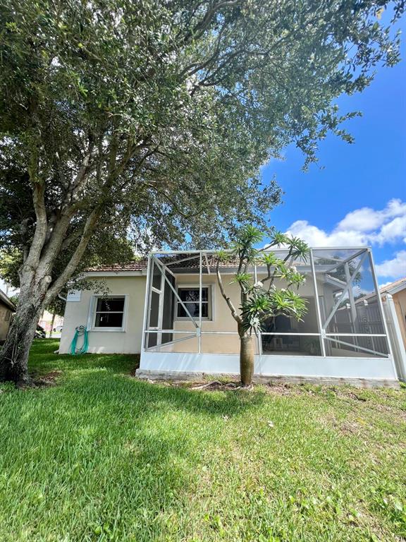 12859 Hampton Lakes Circle