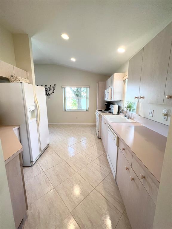 12859 Hampton Lakes Circle