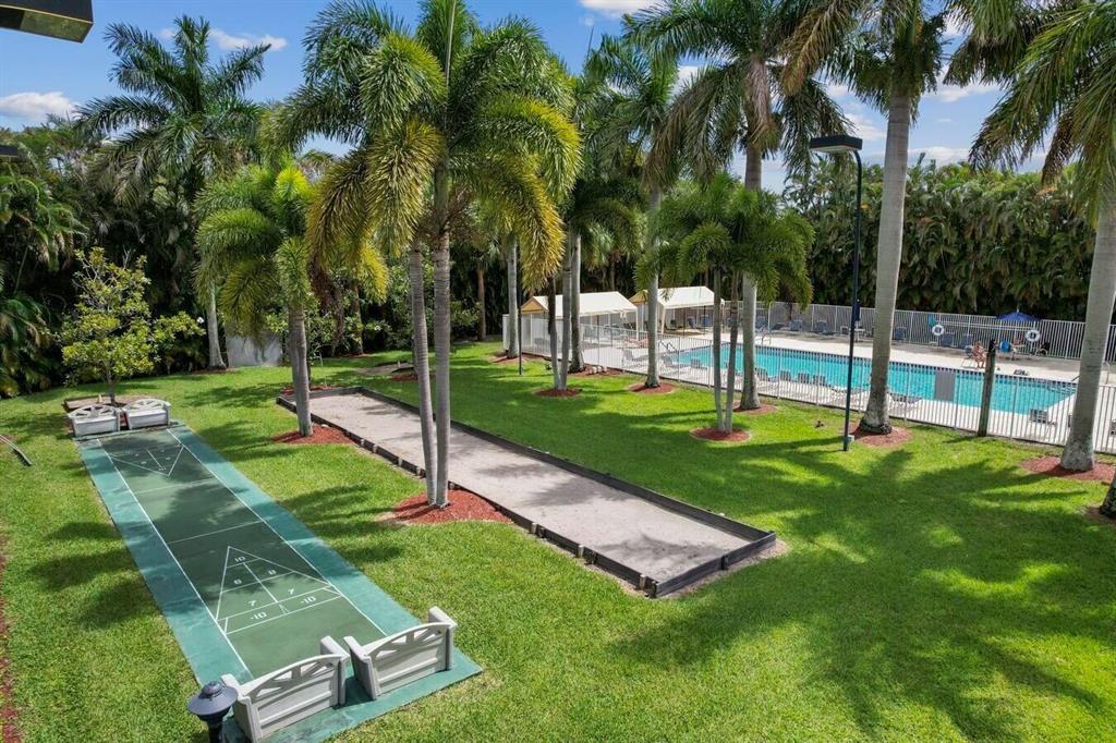 12859 Hampton Lakes Circle