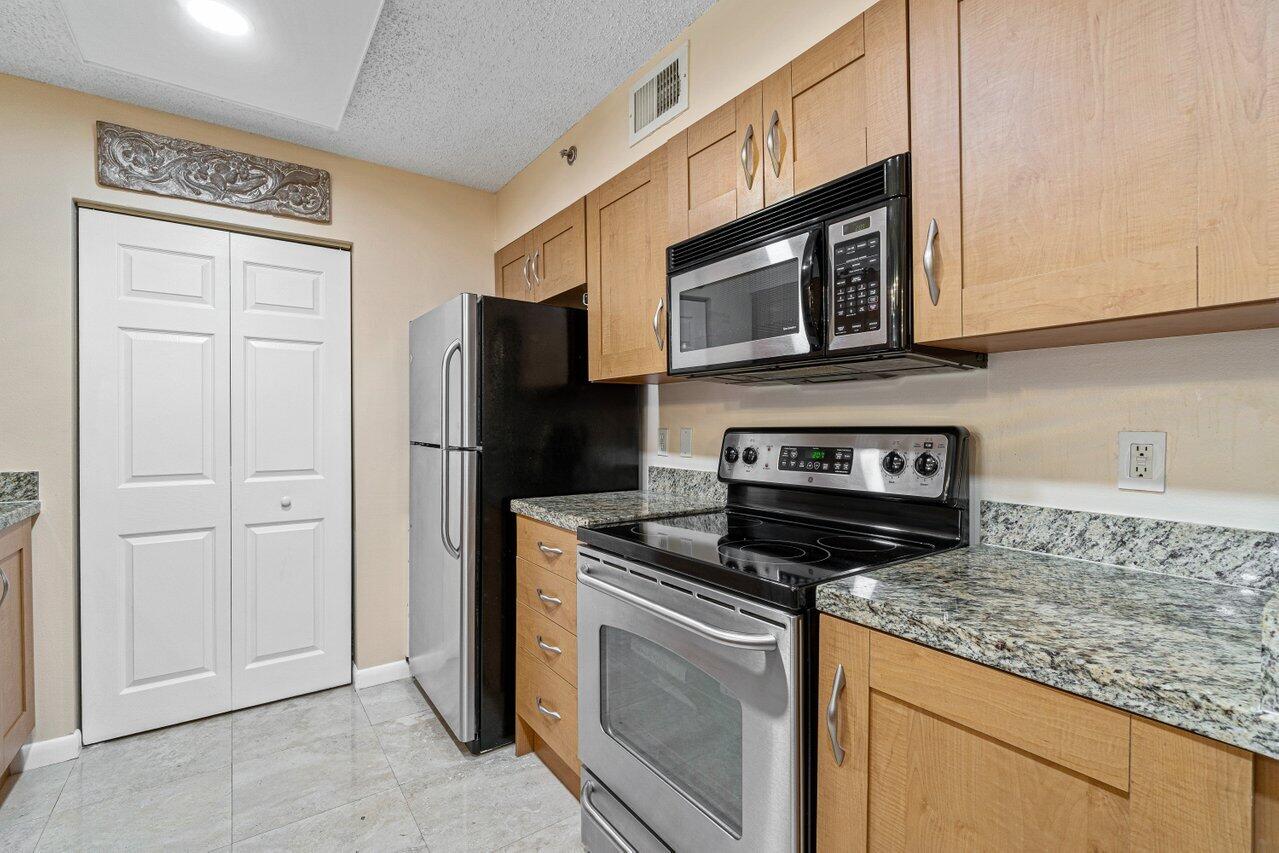 3151 Clint Moore Road Unit: 104
