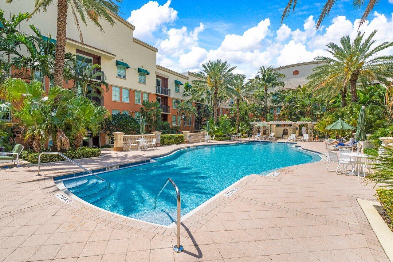 600 S Dixie Highway Unit: 329