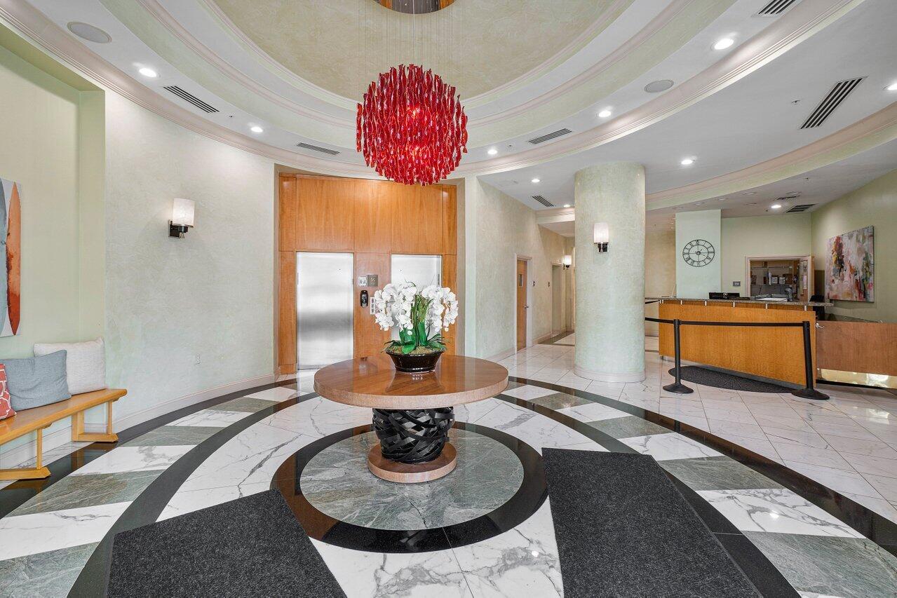 600 S Dixie Highway Unit: 329