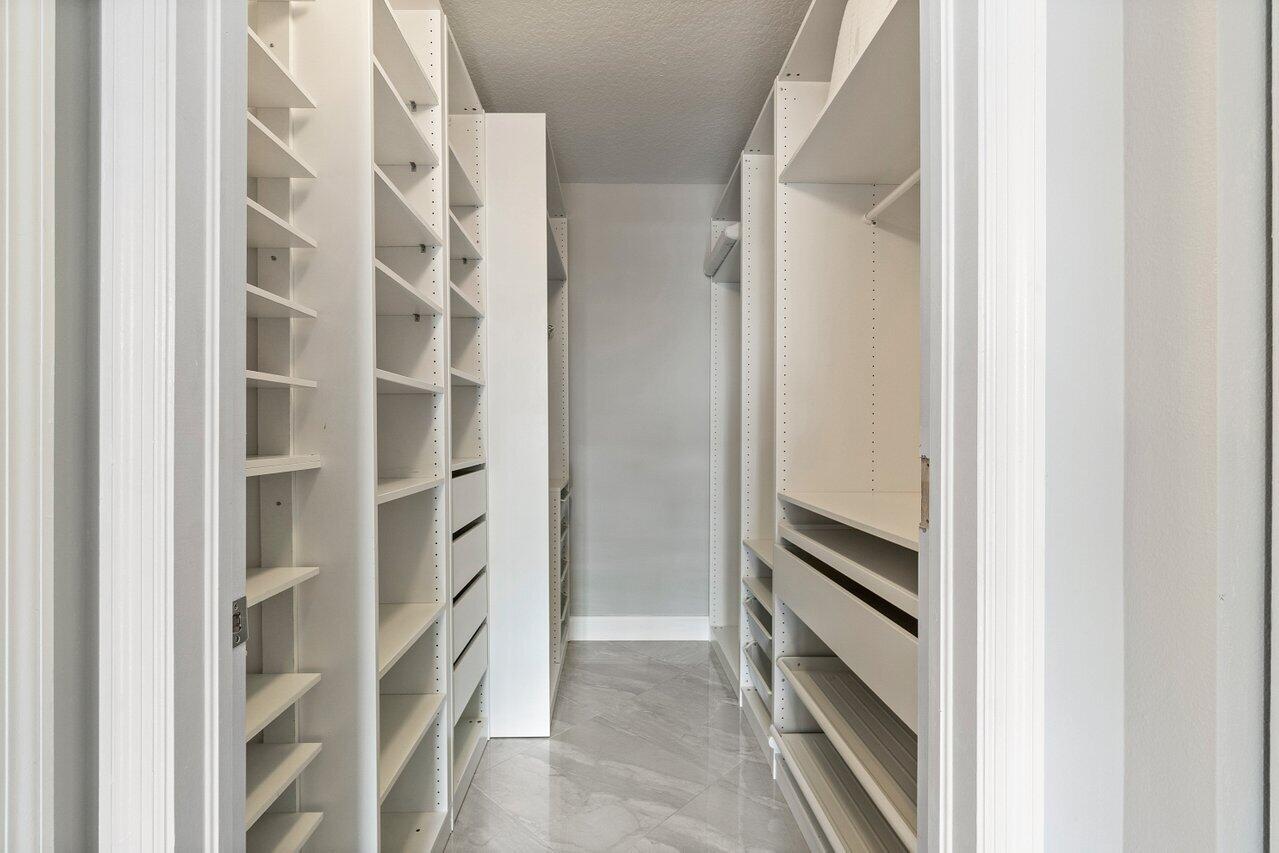 600 S Dixie Highway Unit: 329