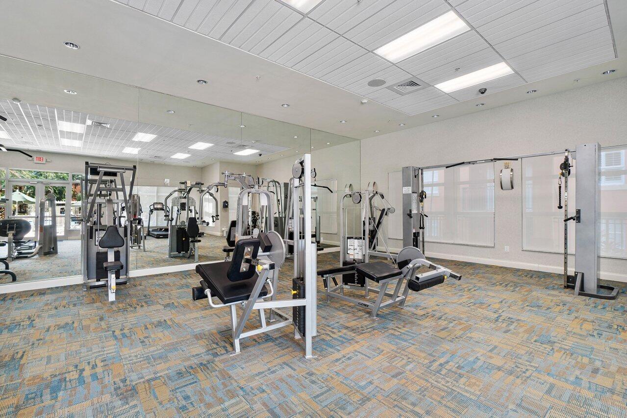 600 S Dixie Highway Unit: 329