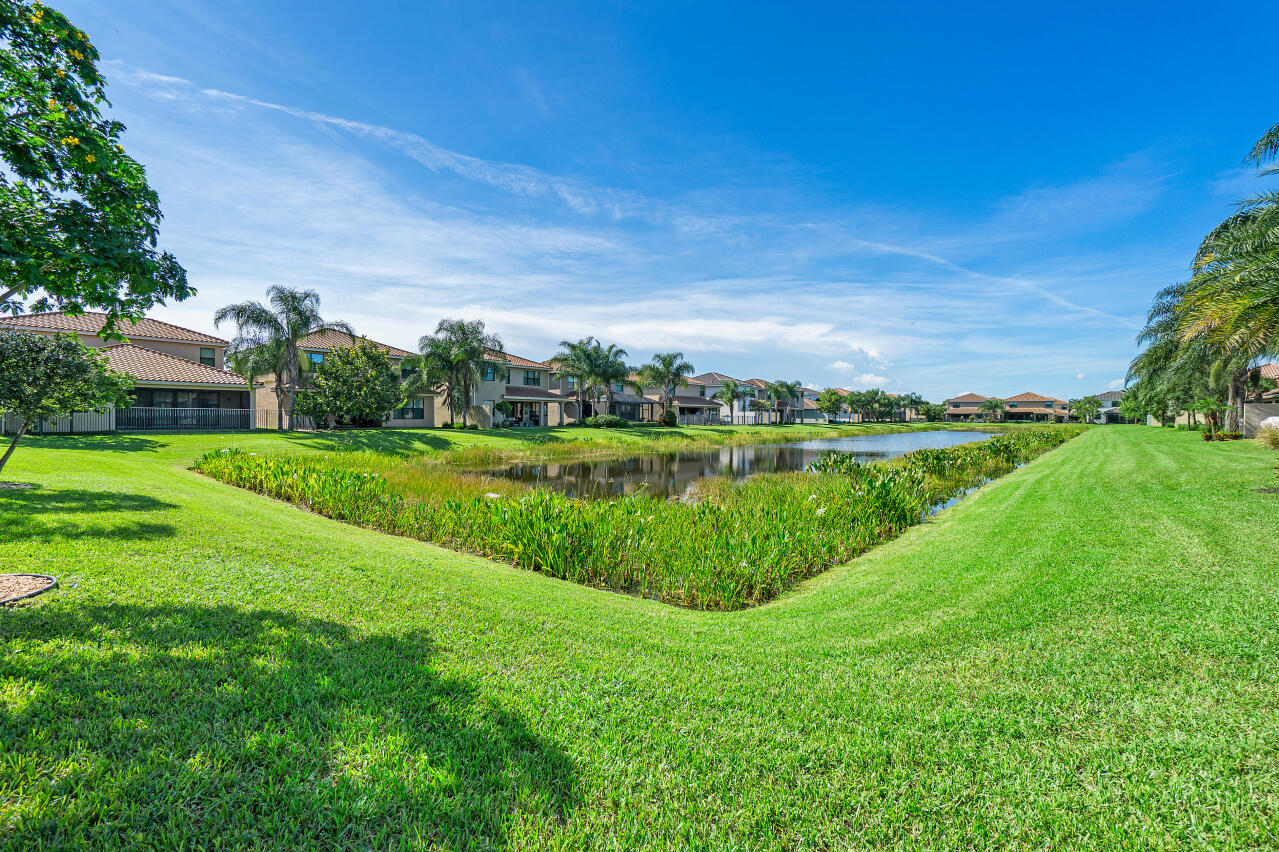 7883 Clay Mica Court