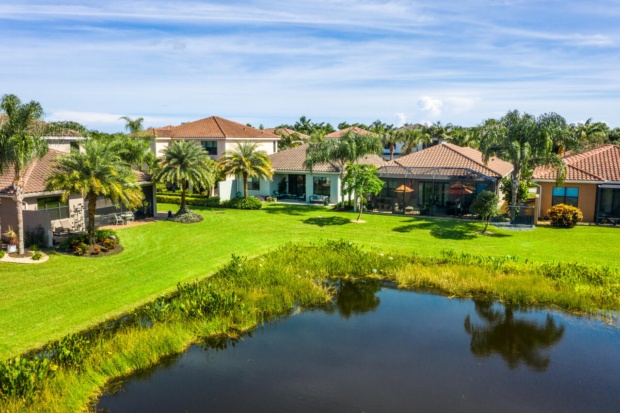 7883 Clay Mica Court