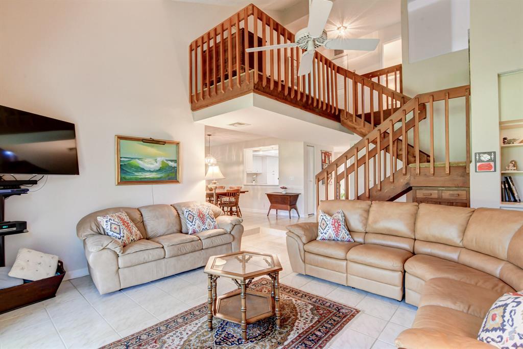 2223 Woodlands Way Unit: 2223