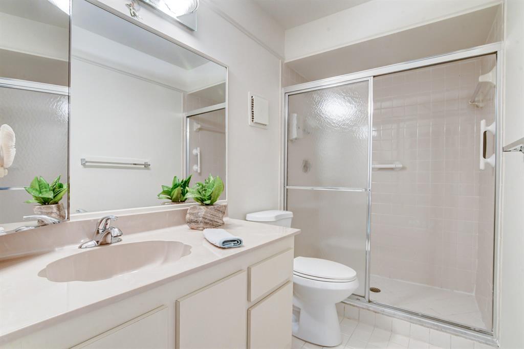 2223 Woodlands Way Unit: 2223