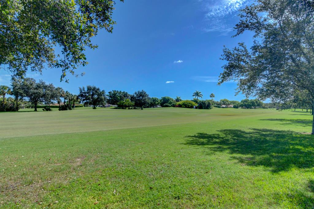 2223 Woodlands Way Unit: 2223