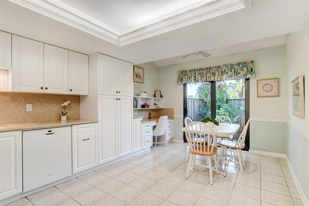 2223 Woodlands Way Unit: 2223