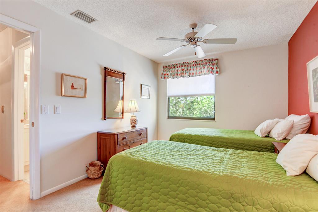 2223 Woodlands Way Unit: 2223