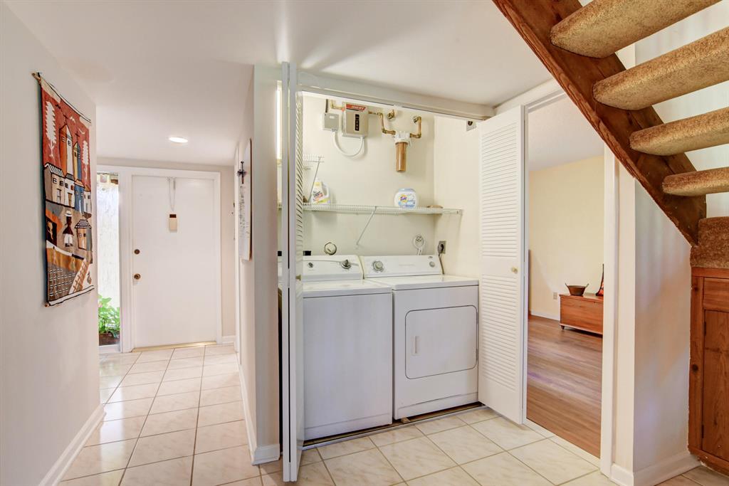 2223 Woodlands Way Unit: 2223