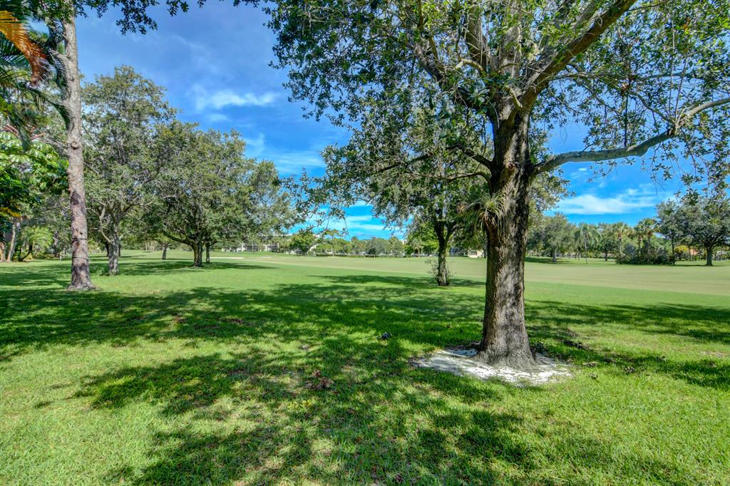 2223 Woodlands Way Unit: 2223