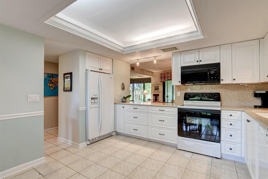 2223 Woodlands Way Unit: 2223