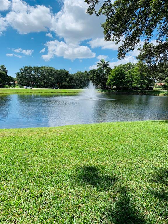 1003 Silverleaf Oak Court