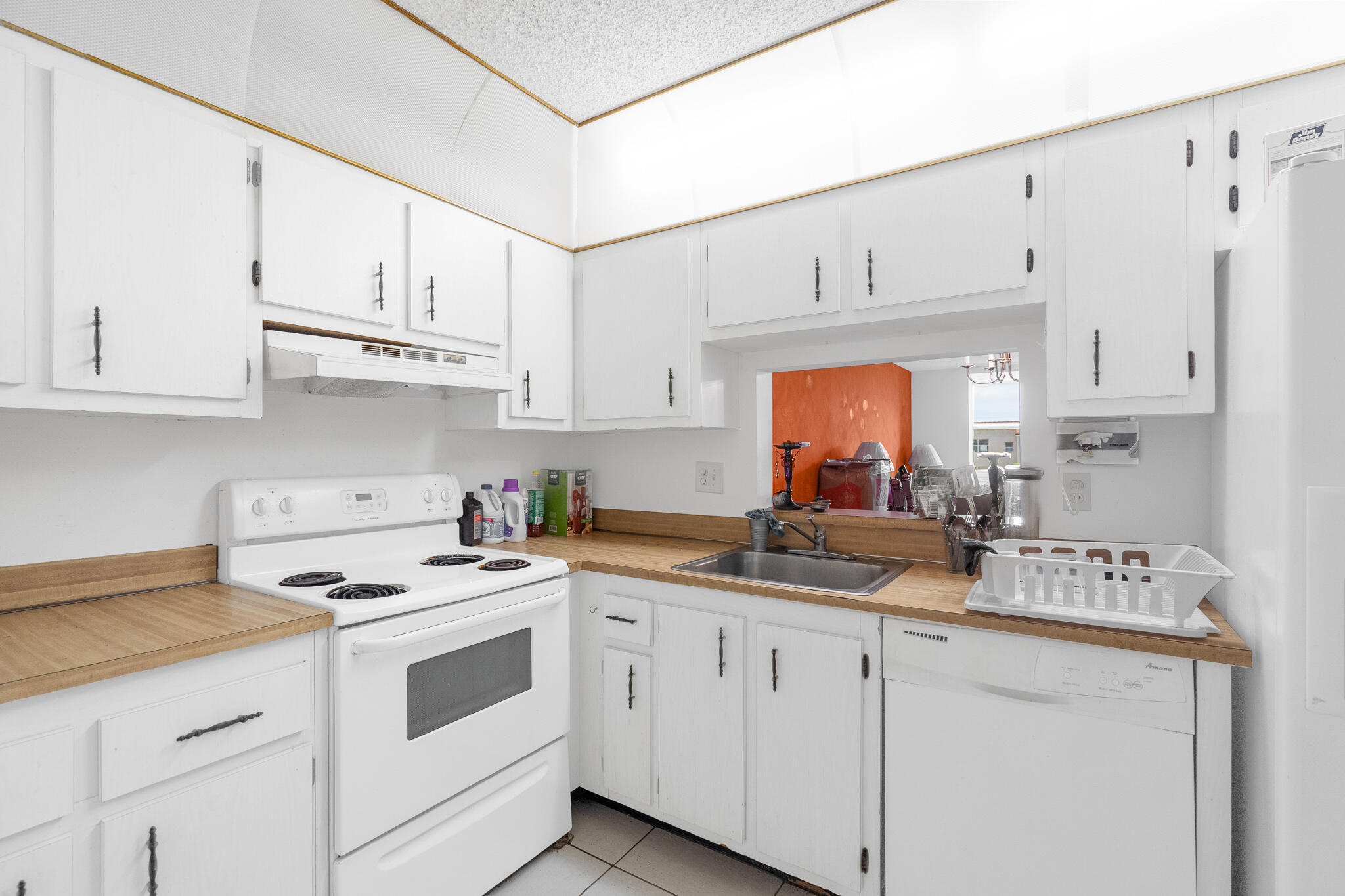 2850 Somerset Drive Unit: 414l