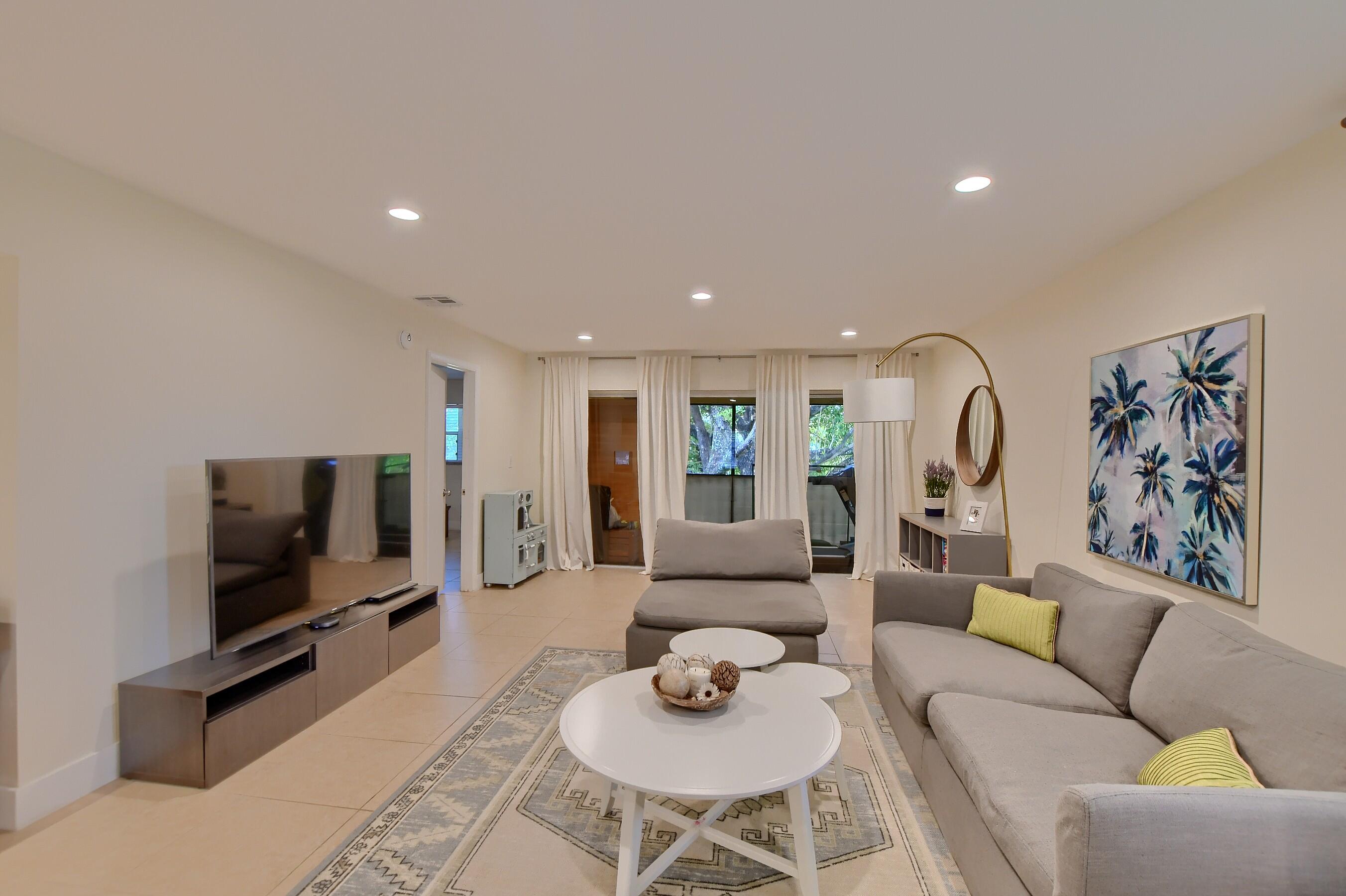 1501 NW 13th Street Unit: 14