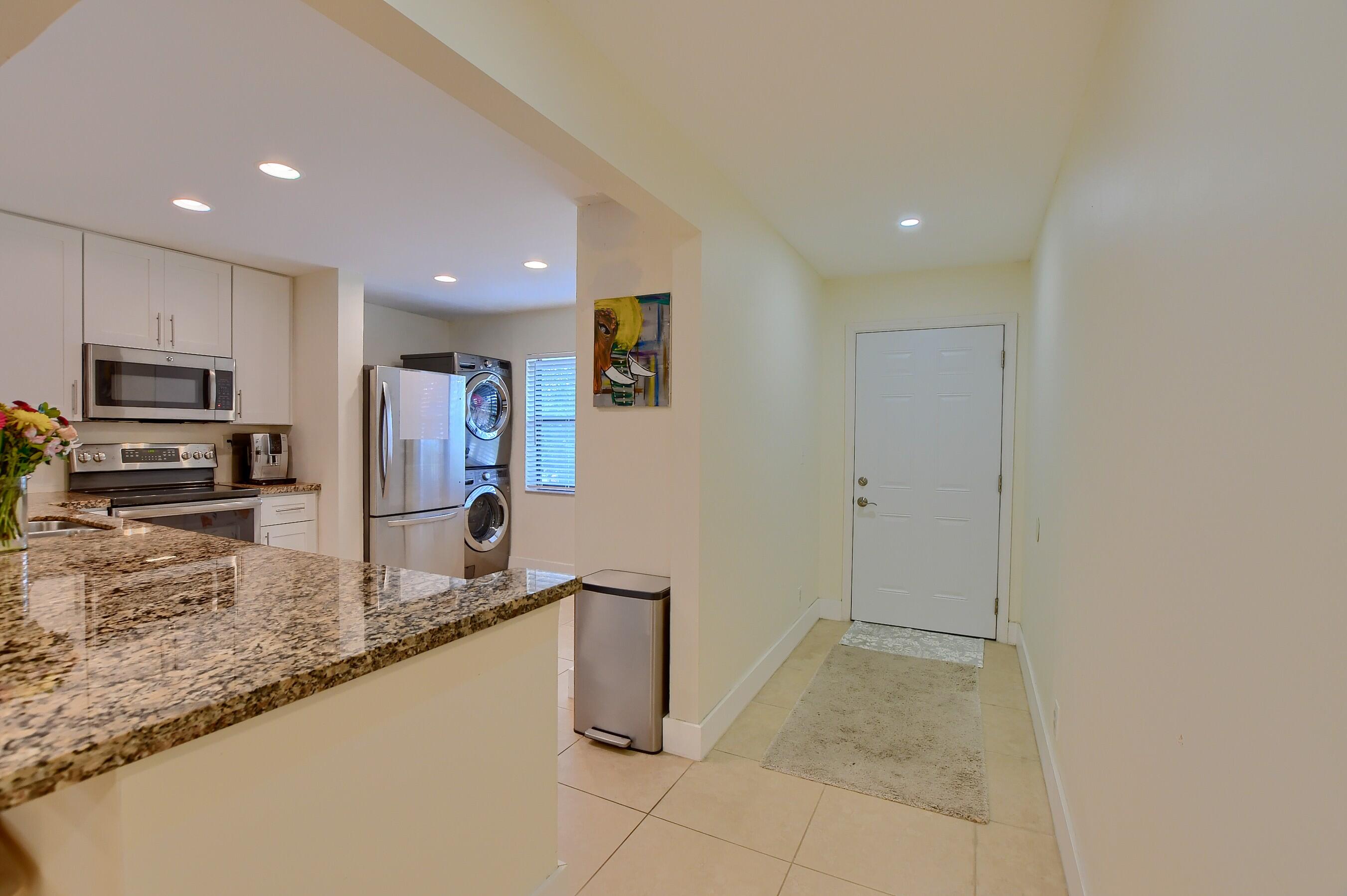 1501 NW 13th Street Unit: 14