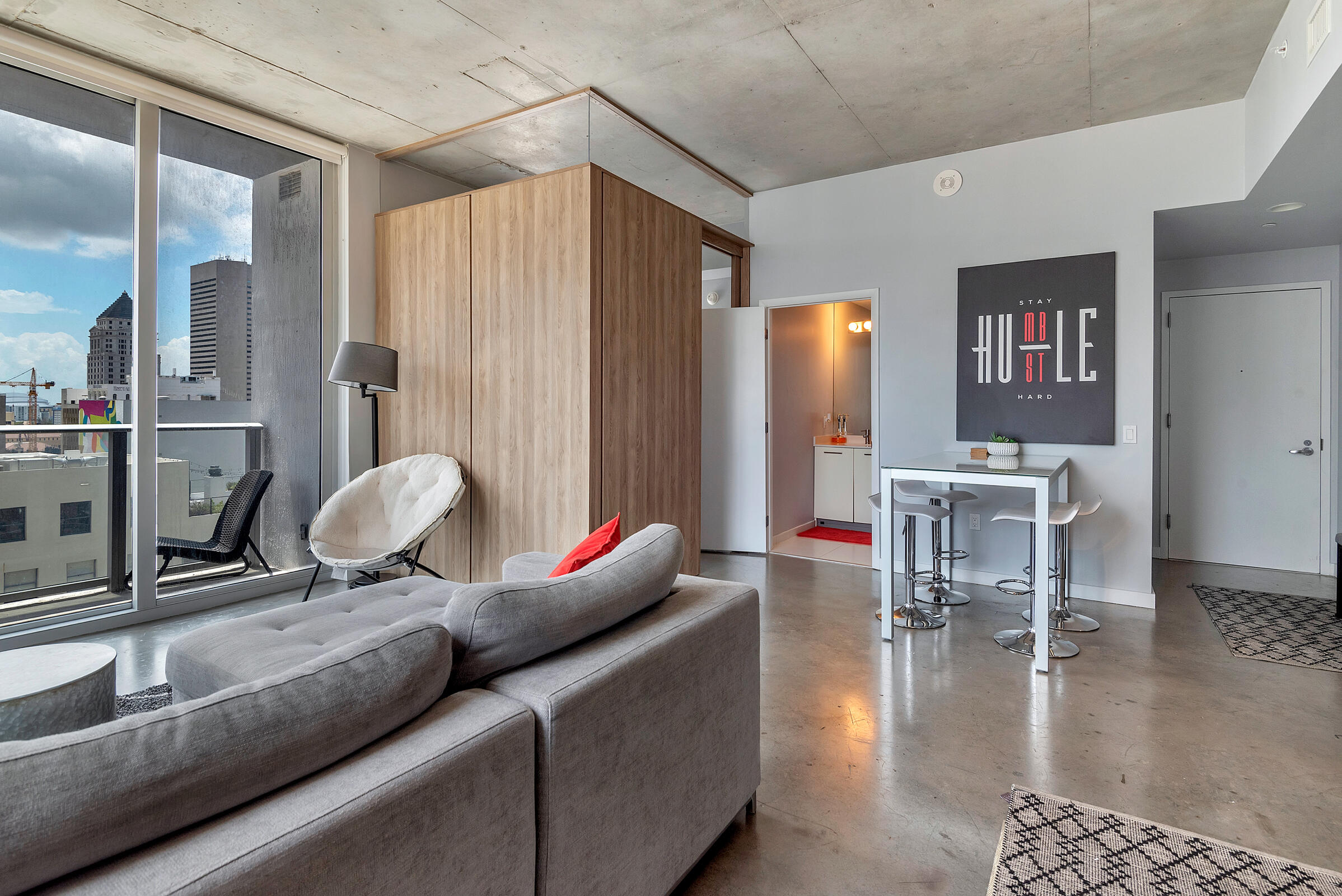 151 SE 1st Street Unit: 1411