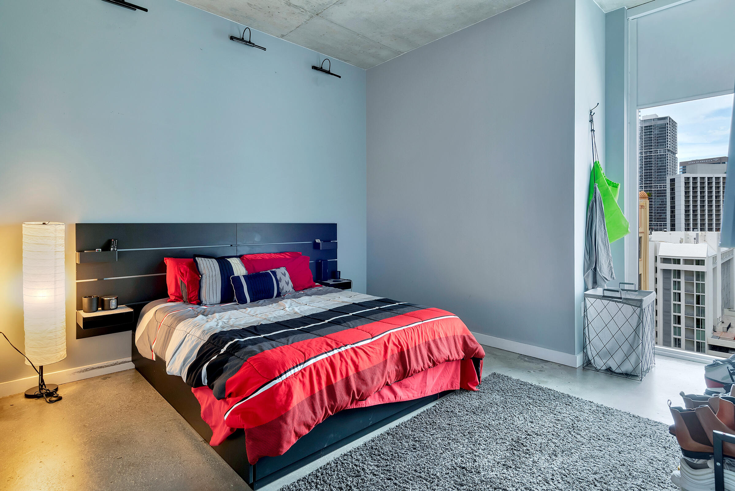 151 SE 1st Street Unit: 1411