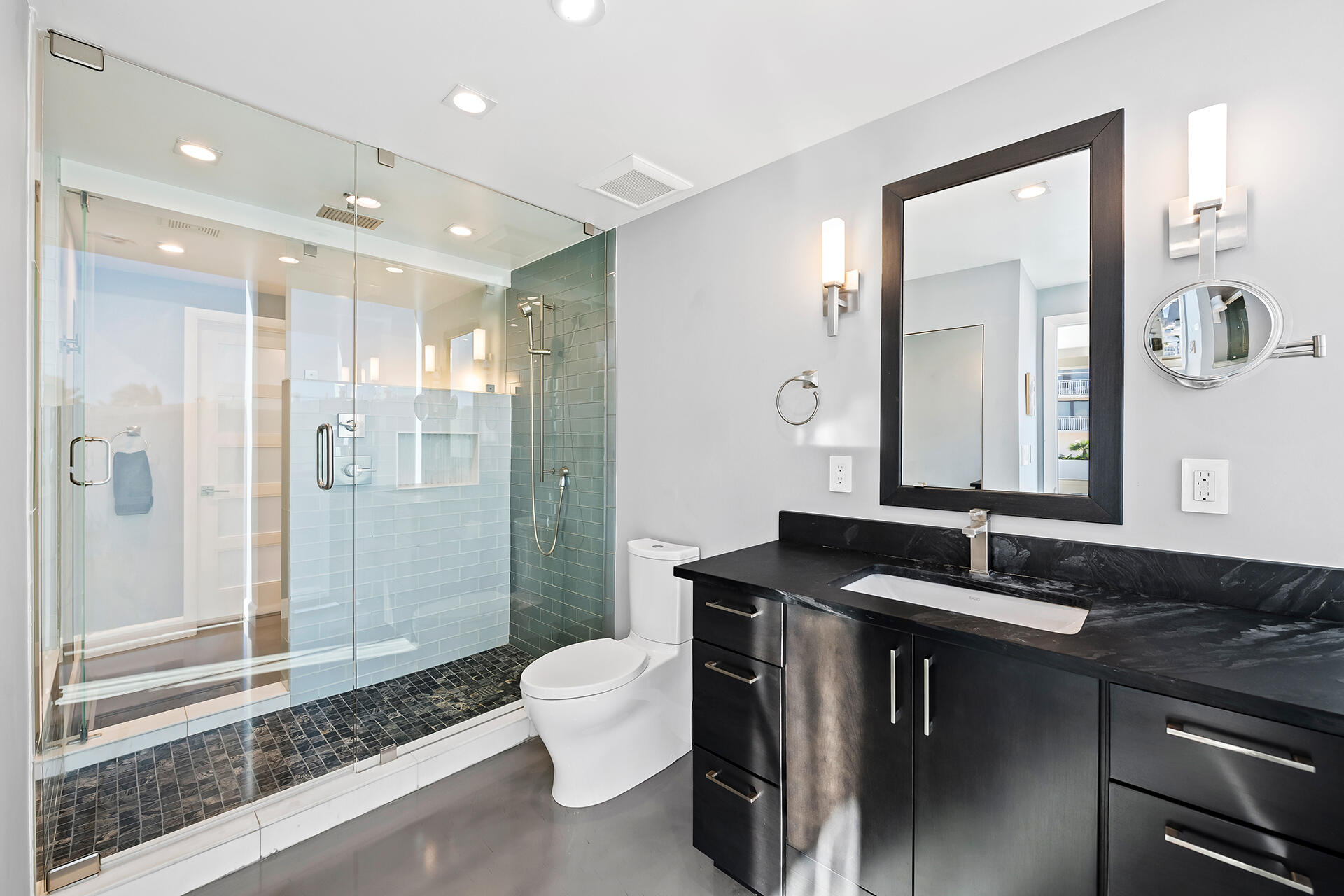 2155 S Ocean Boulevard Unit: Ph-A