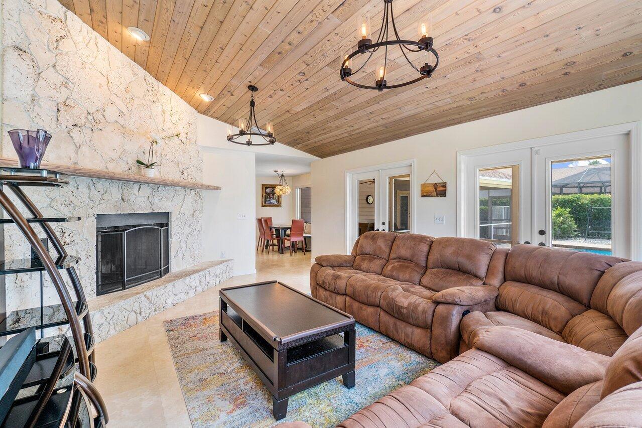 4278 Fox Trace