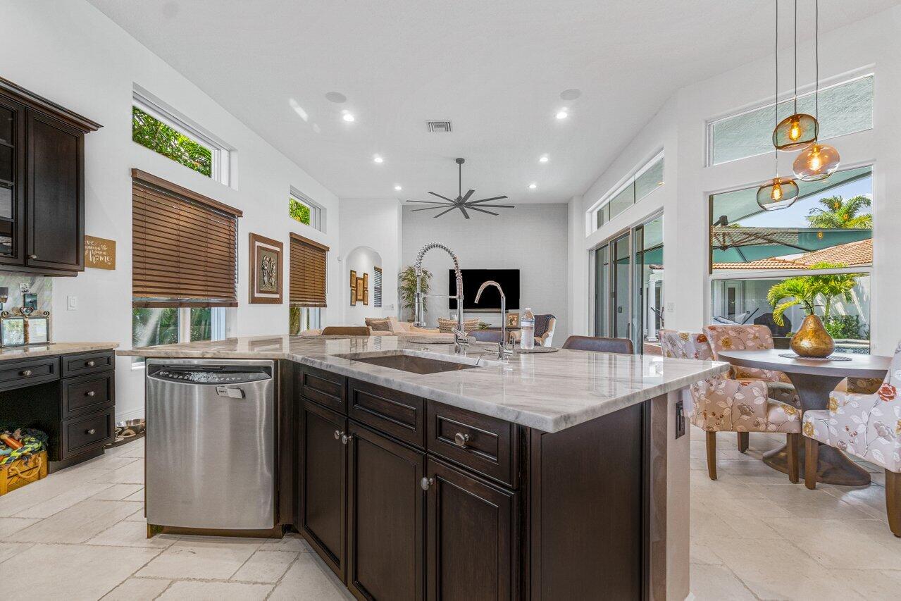 8072 Laurel Ridge Court