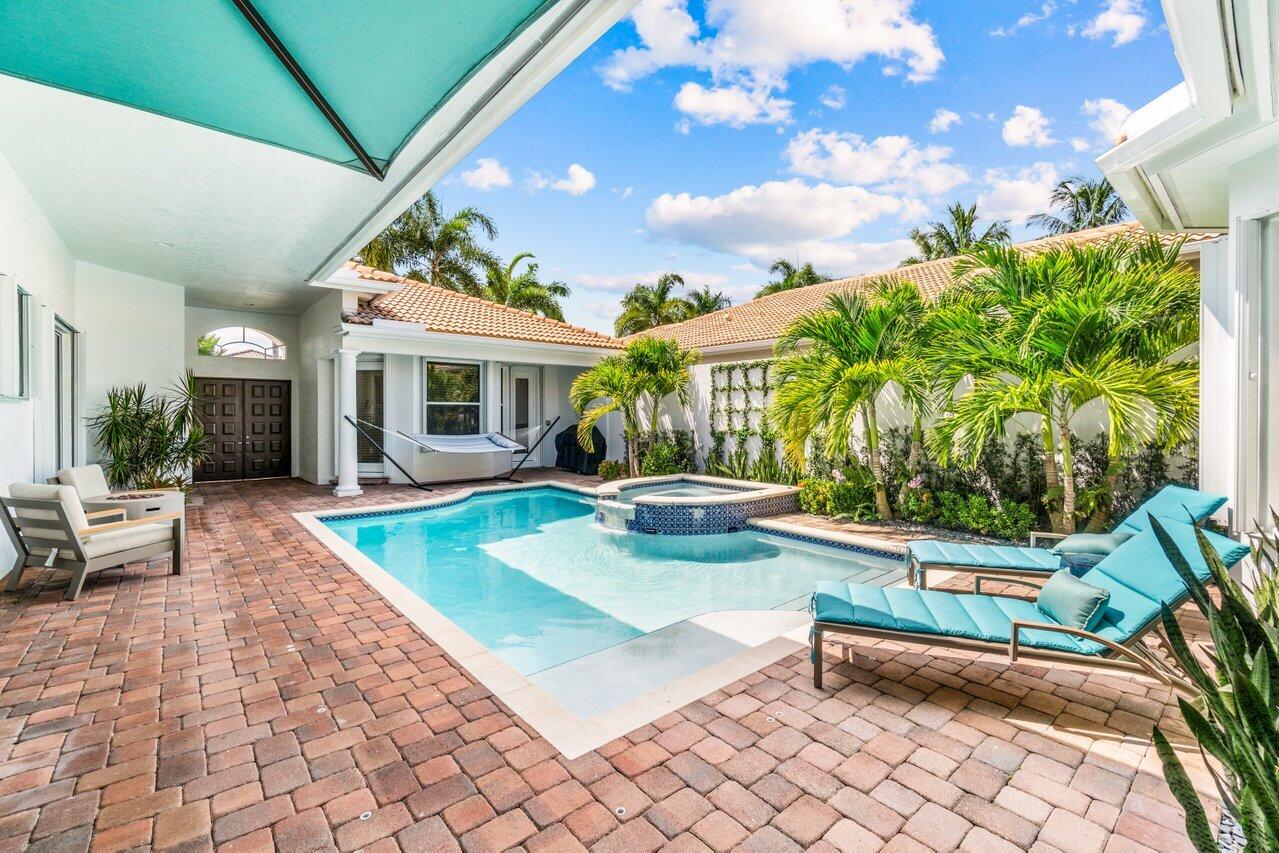 8072 Laurel Ridge Court