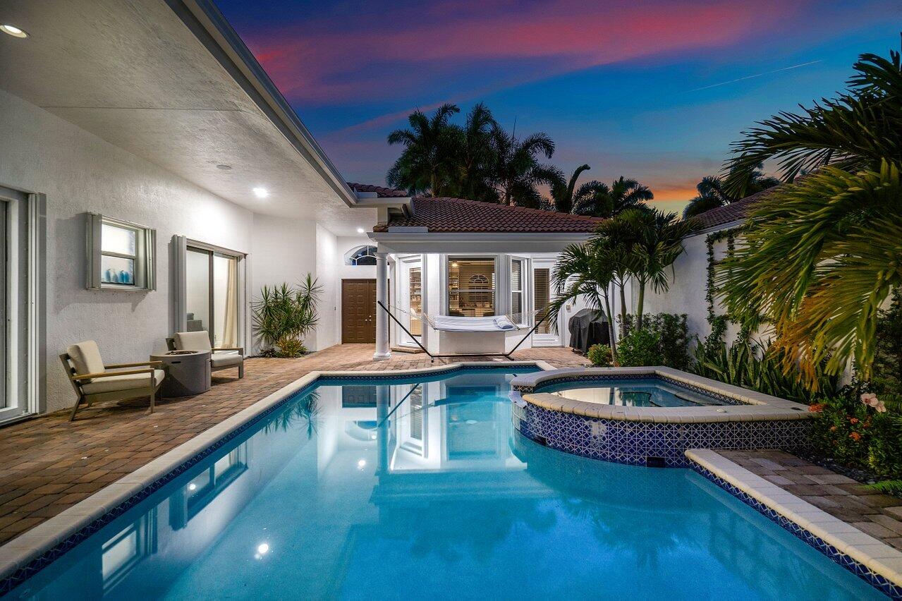 8072 Laurel Ridge Court