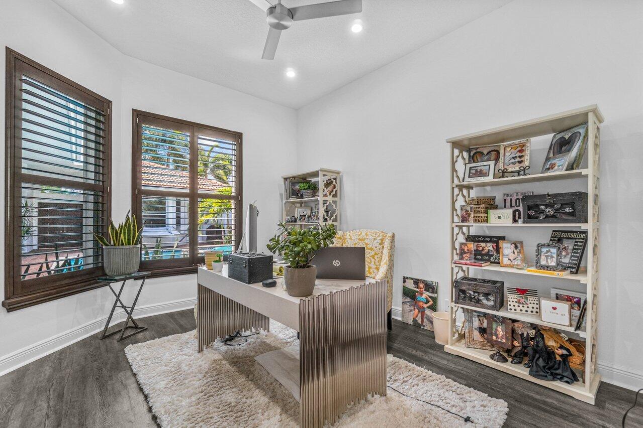8072 Laurel Ridge Court