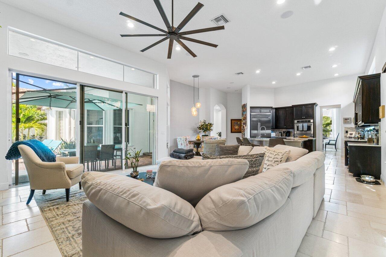 8072 Laurel Ridge Court