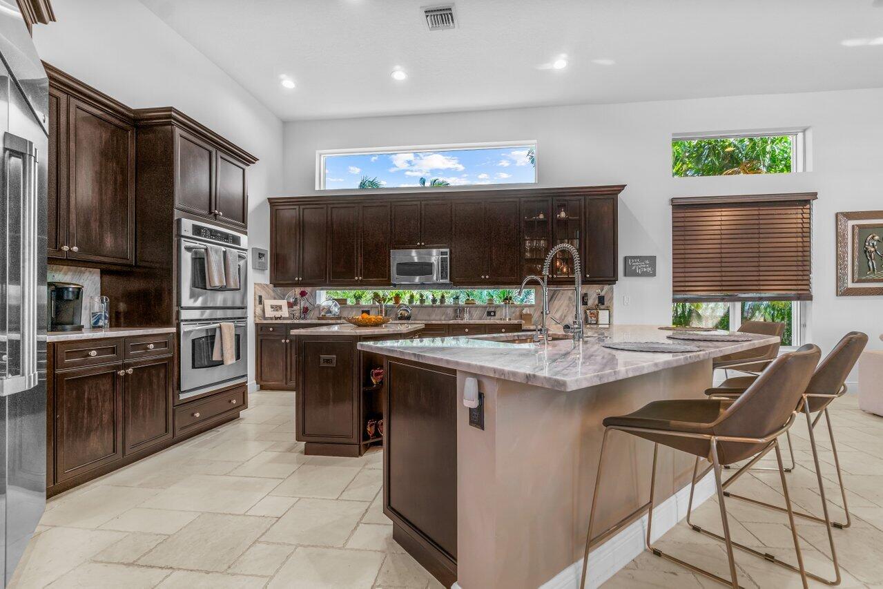 8072 Laurel Ridge Court