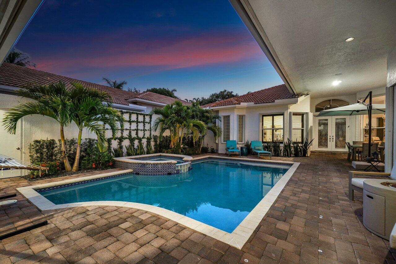 8072 Laurel Ridge Court