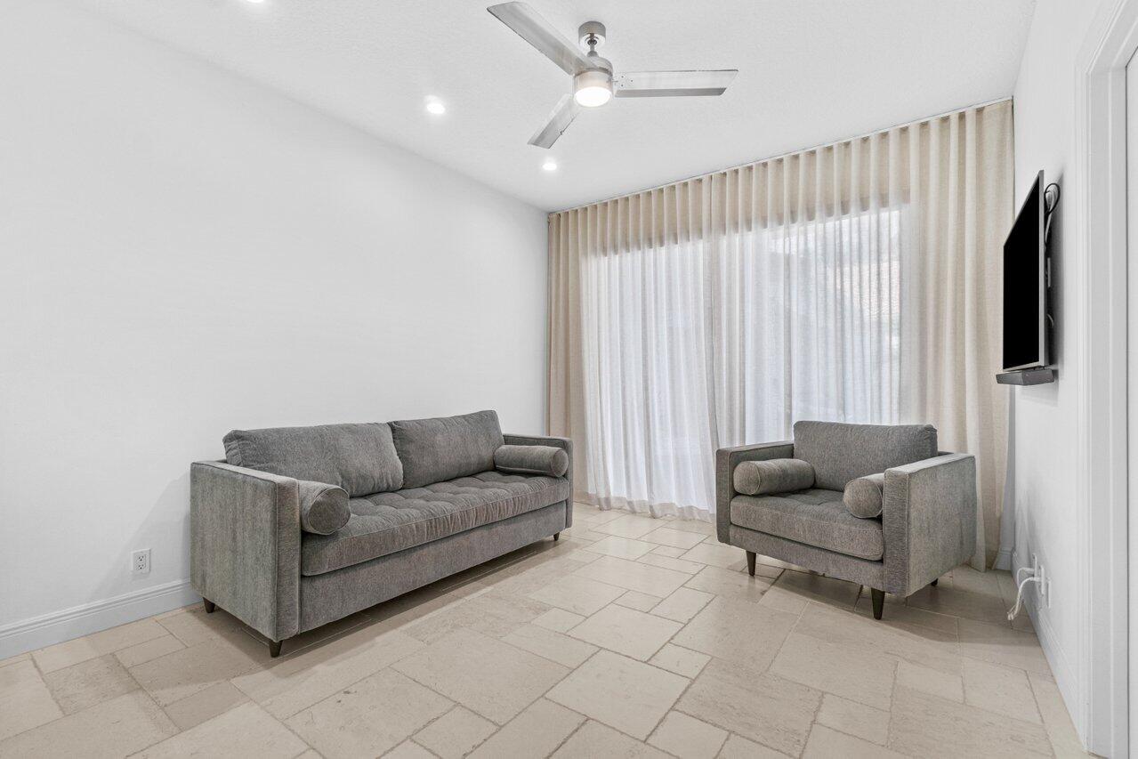 8072 Laurel Ridge Court