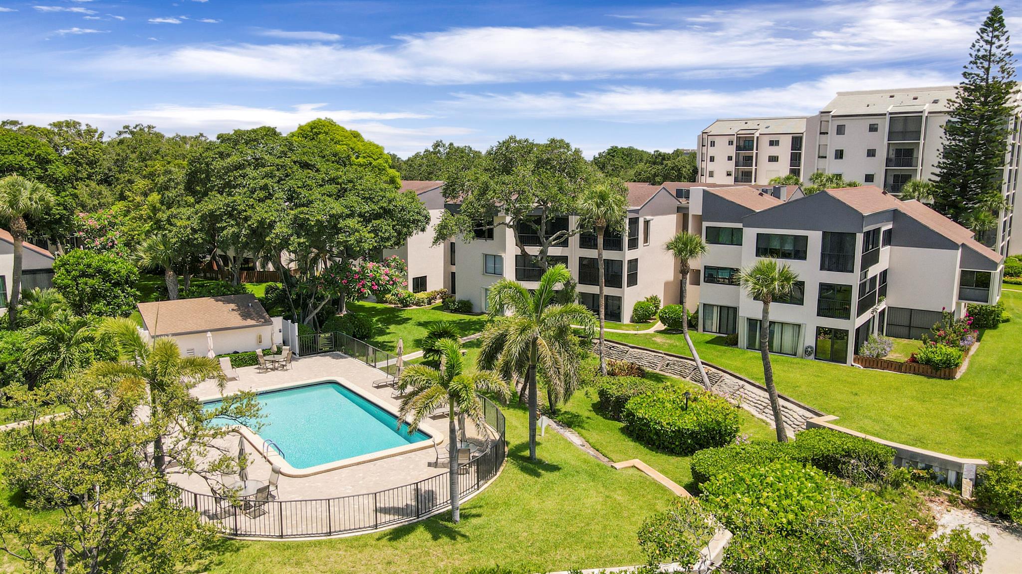 1618 Twelve Oaks Way Unit: 101
