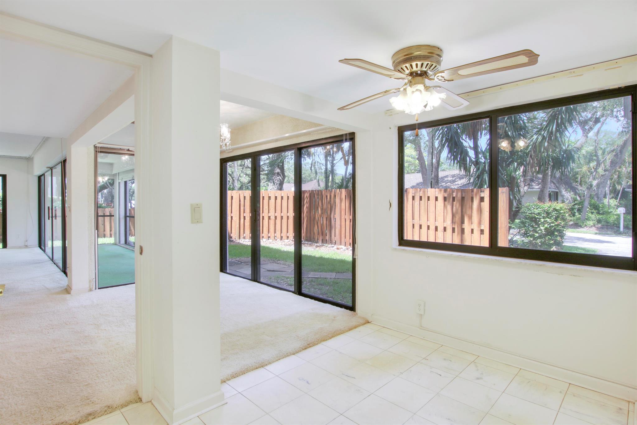 1618 Twelve Oaks Way Unit: 101
