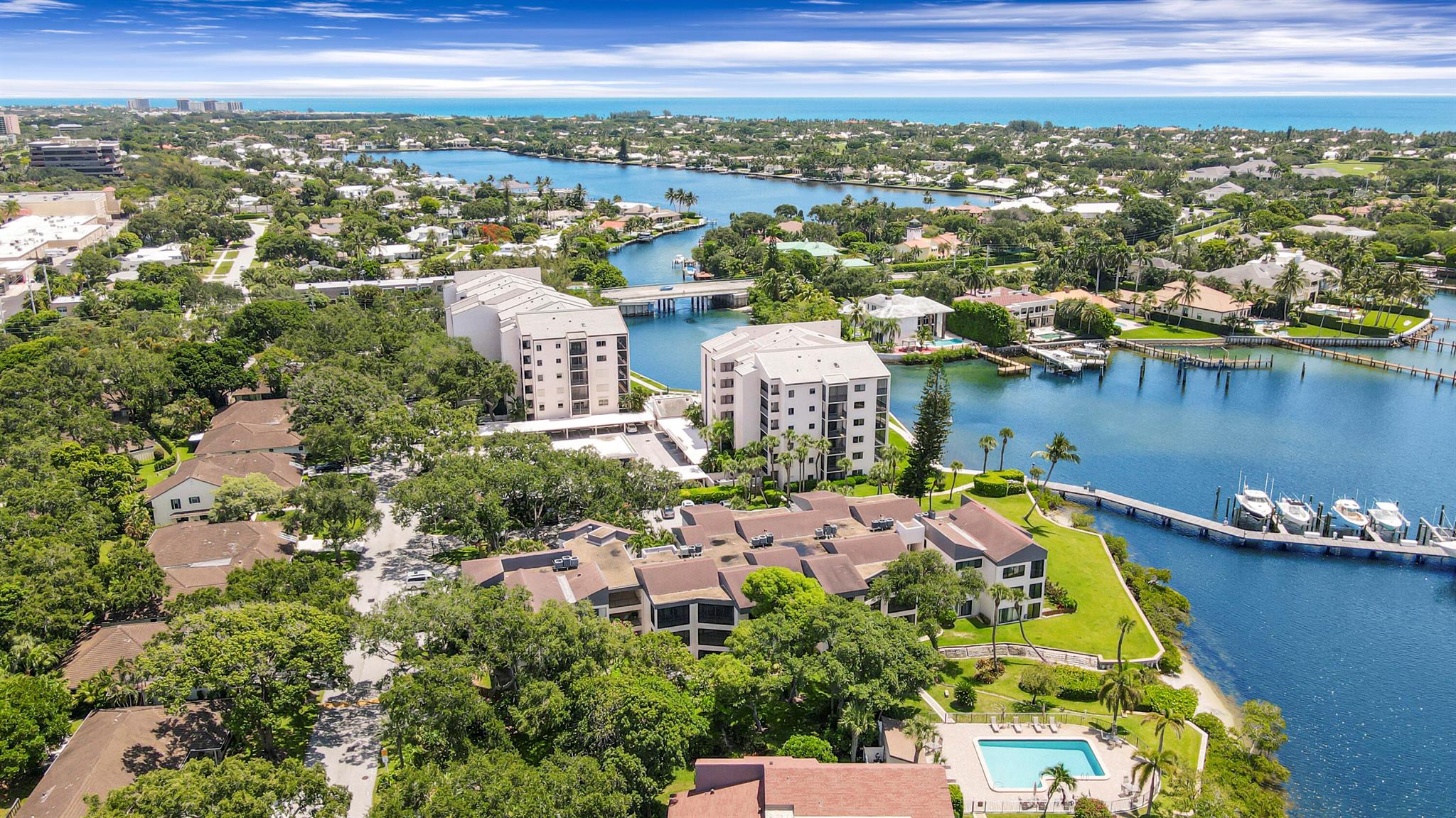 1618 Twelve Oaks Way Unit: 101
