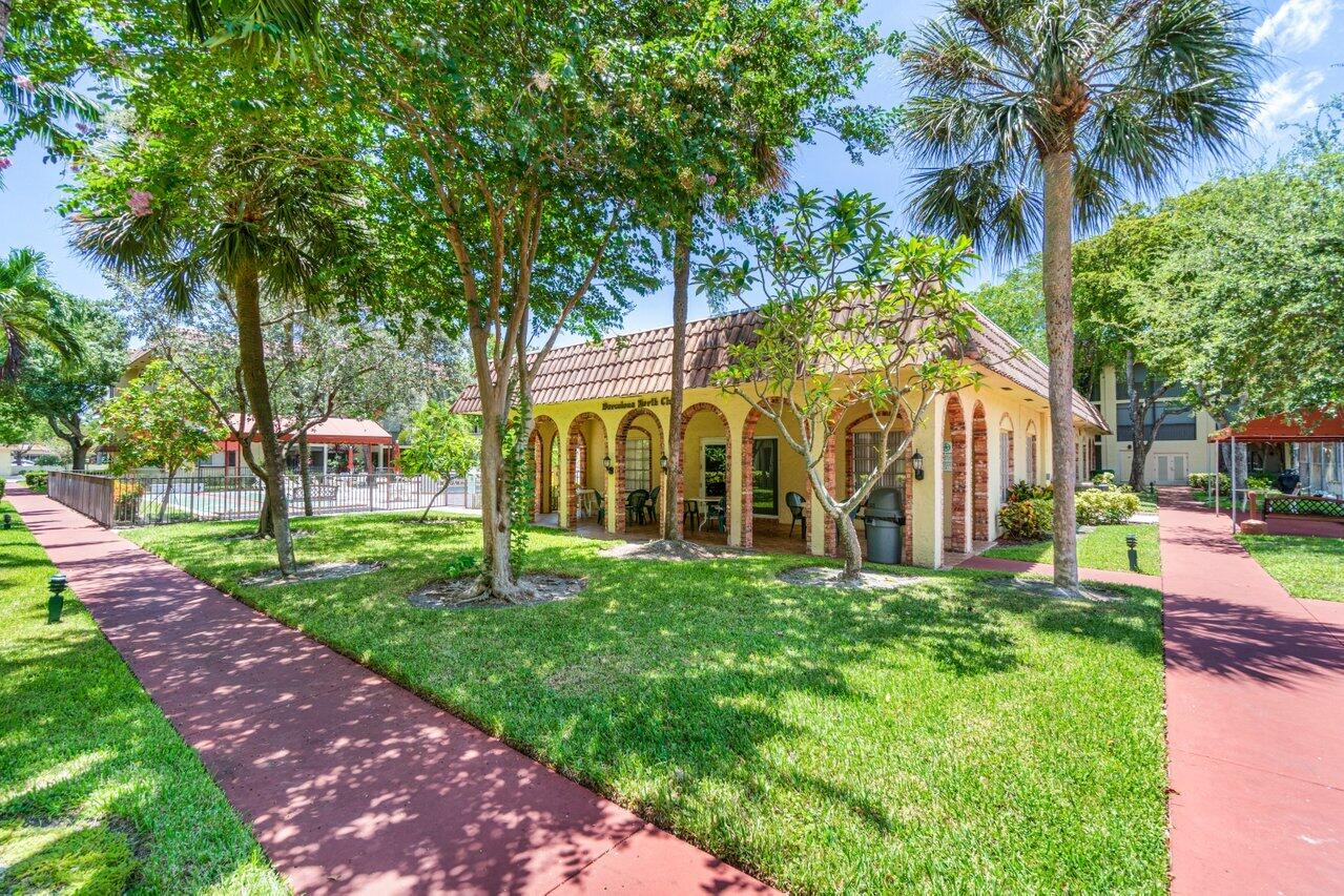 251 S Cypress Road Unit: 117