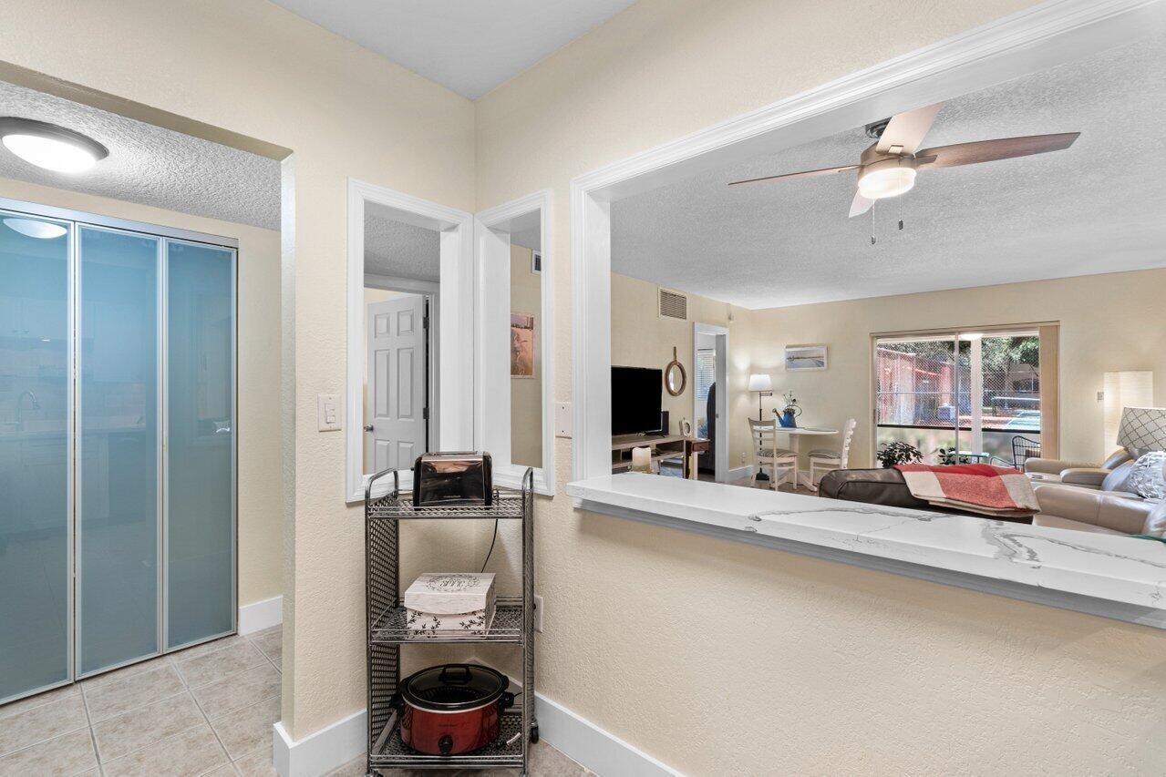 251 S Cypress Road Unit: 117