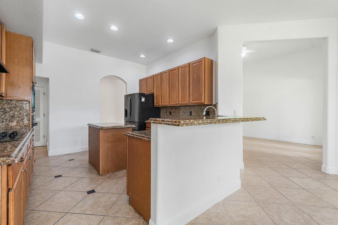644 Enfield Court