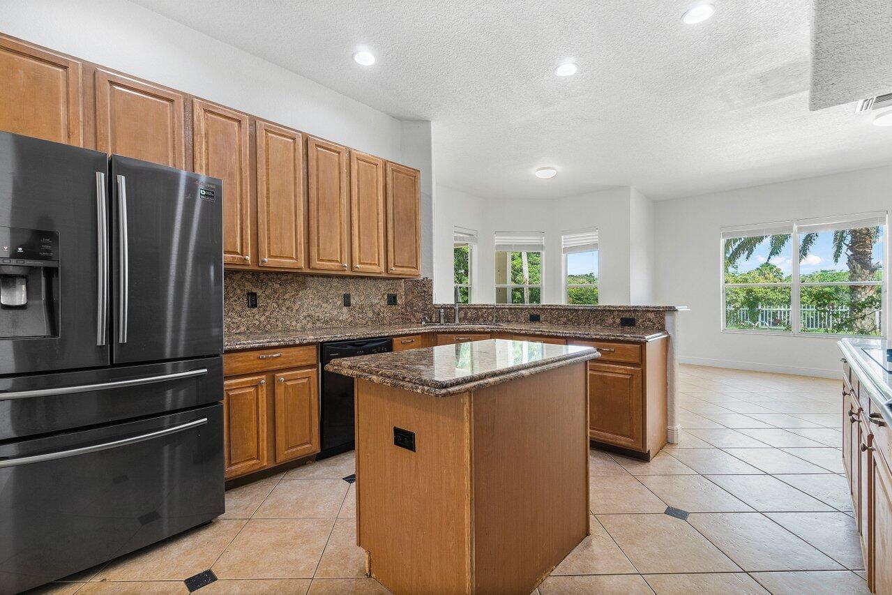 644 Enfield Court