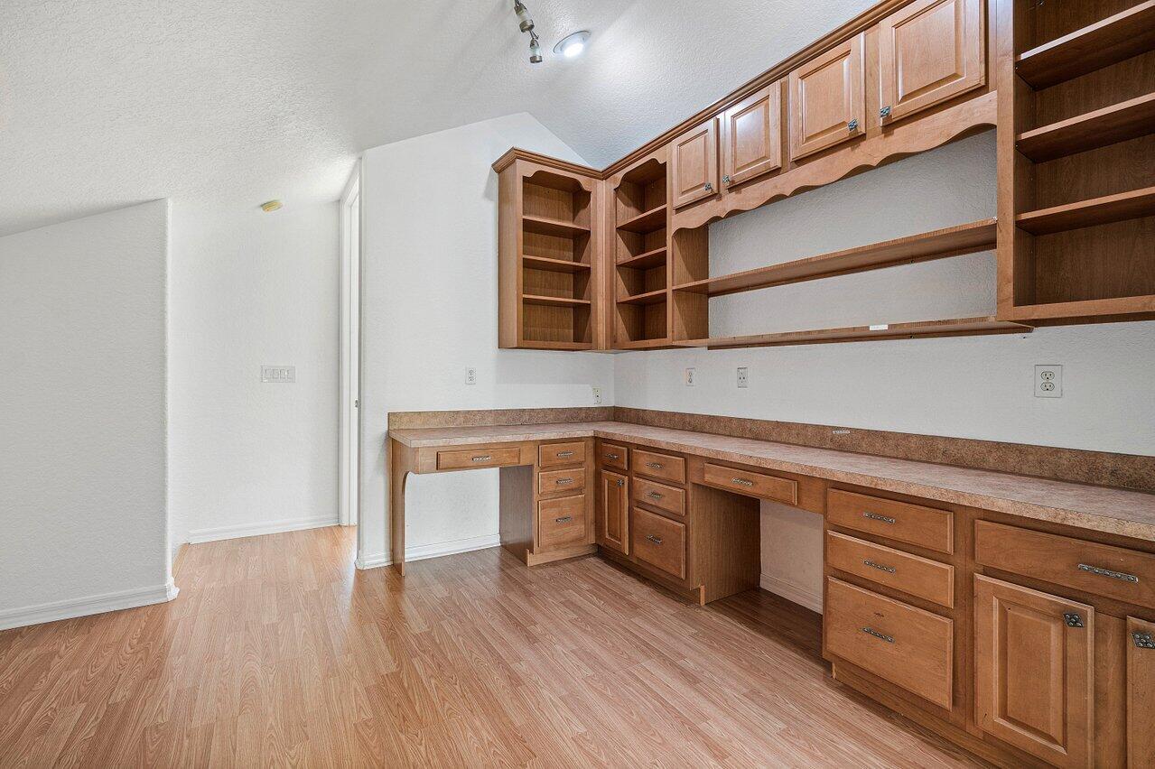 644 Enfield Court