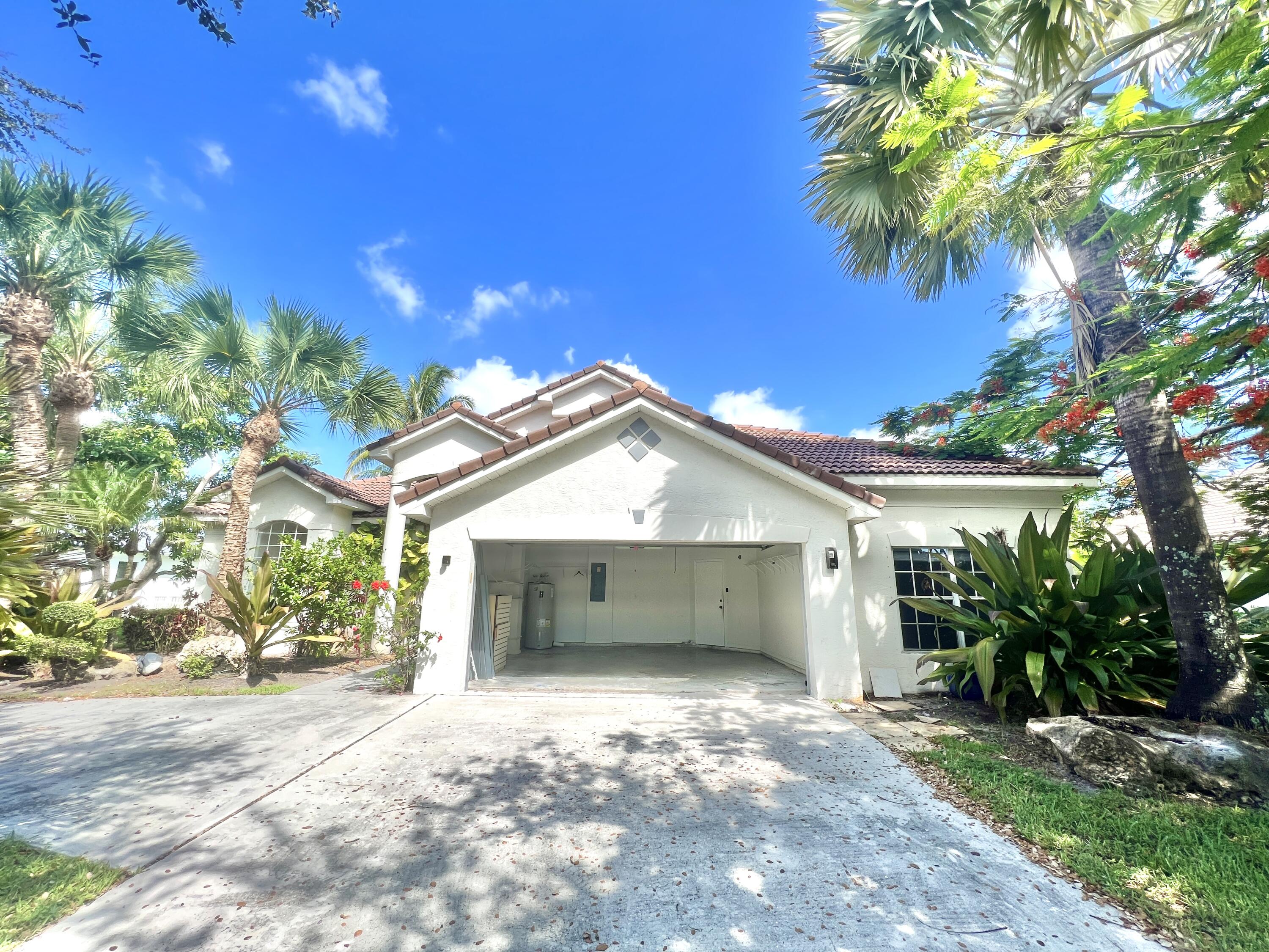 644 Enfield Court